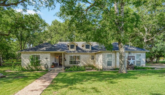 128 Moku Manu DR, Bastrop, TX 78602