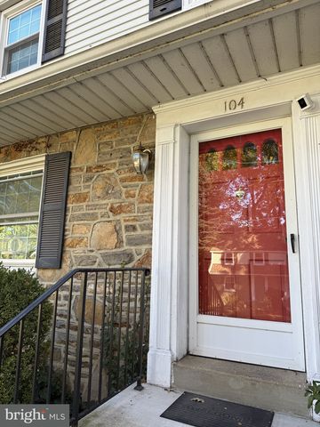 104 KENWOOD LN, Wilmington, DE 19804