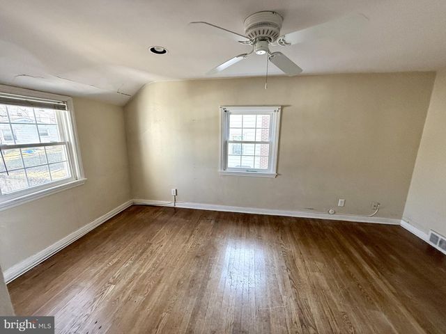 104 KENWOOD LN, Wilmington, DE 19804