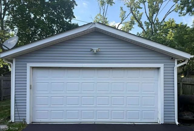 3817 Montevista Road, Cleveland Heights, OH 44121