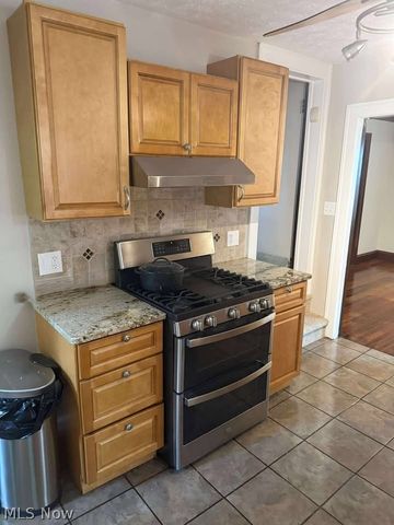 3817 Montevista Road, Cleveland Heights, OH 44121