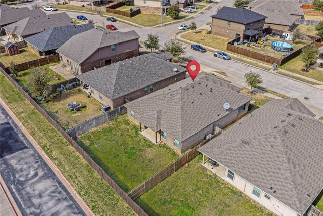 8228 Windsor Forest Drive, Fort Worth, TX 76120