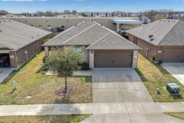 8228 Windsor Forest Drive, Fort Worth, TX 76120