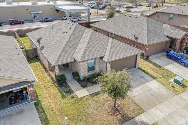 8228 Windsor Forest Drive, Fort Worth, TX 76120