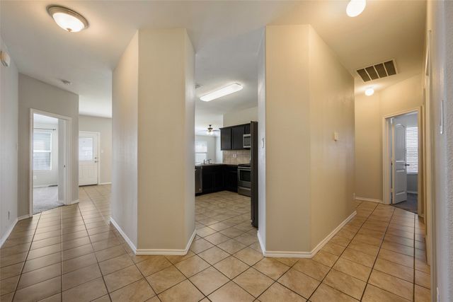 8228 Windsor Forest Drive, Fort Worth, TX 76120