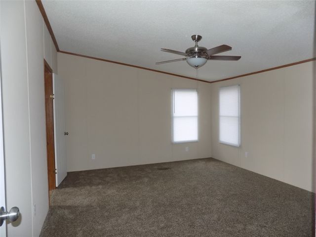 3450 Sarra Lane, Springtown, TX 76082