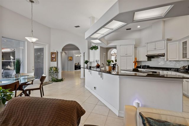 5921 SKIMMER POINT BOULEVARD S, Gulfport, FL 33707