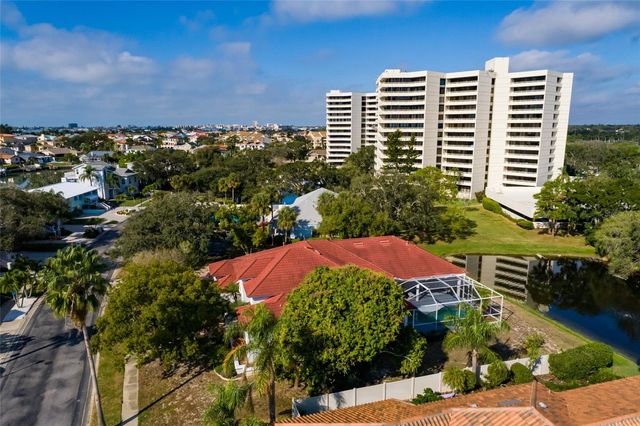 5921 SKIMMER POINT BOULEVARD S, Gulfport, FL 33707