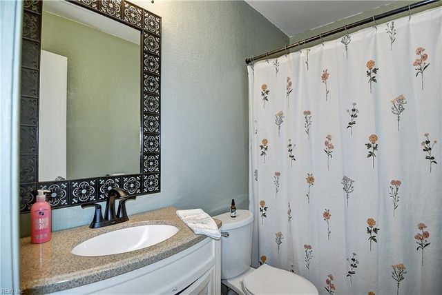 3603 Burns Ct, Virginia Beach, VA 23462