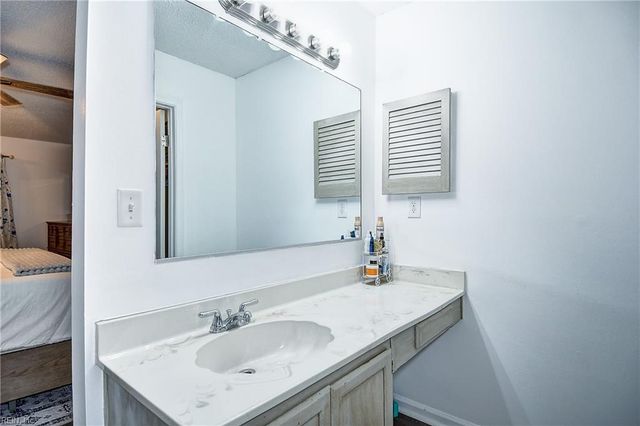 3603 Burns Ct, Virginia Beach, VA 23462