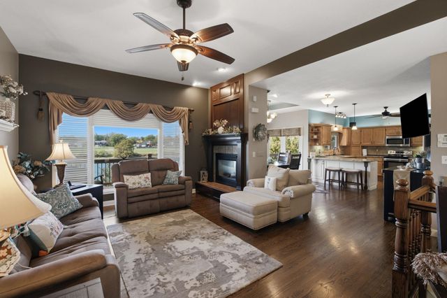 6610 W Ponderosa Cir, Wichita, KS 67217