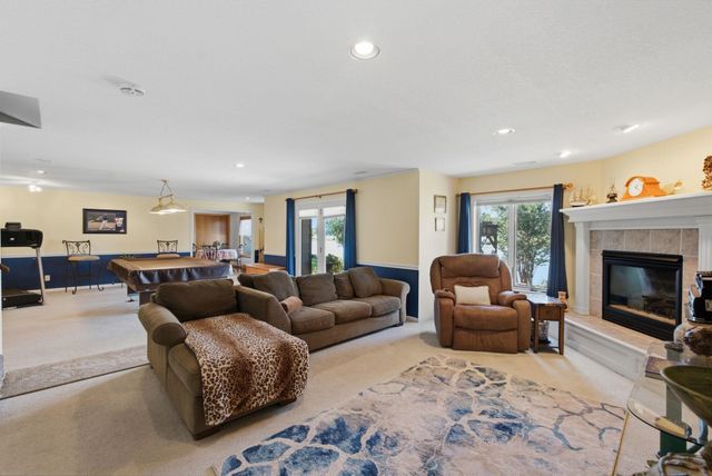 6610 W Ponderosa Cir, Wichita, KS 67217