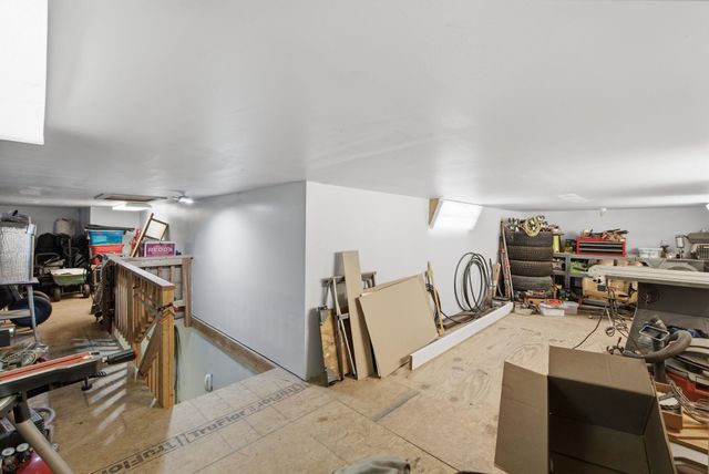 6610 W Ponderosa Cir, Wichita, KS 67217
