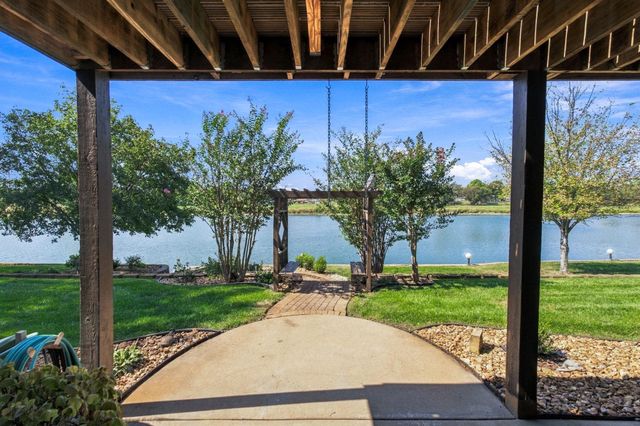 6610 W Ponderosa Cir, Wichita, KS 67217
