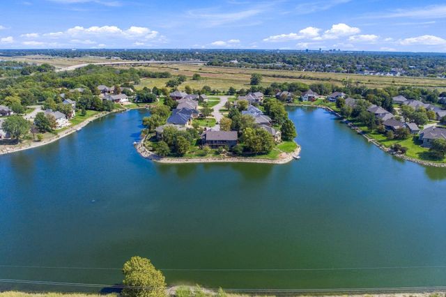 6610 W Ponderosa Cir, Wichita, KS 67217