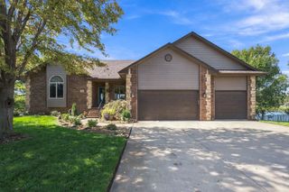 6610 W Ponderosa Cir, Wichita, KS 67217