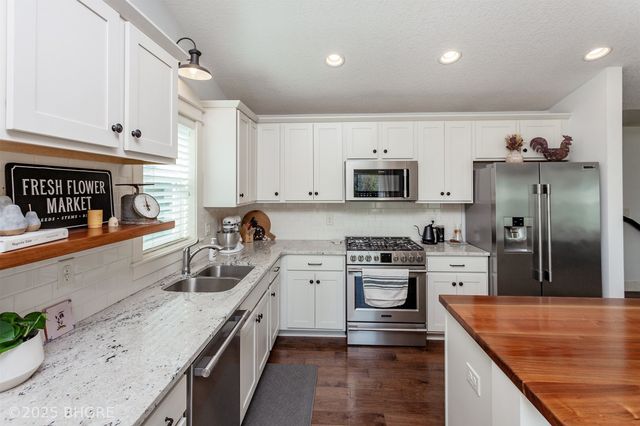 941 Bridgeview Street, Polk City, IA 50226