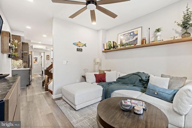 526 E THOMPSON ST, Philadelphia, PA 19125