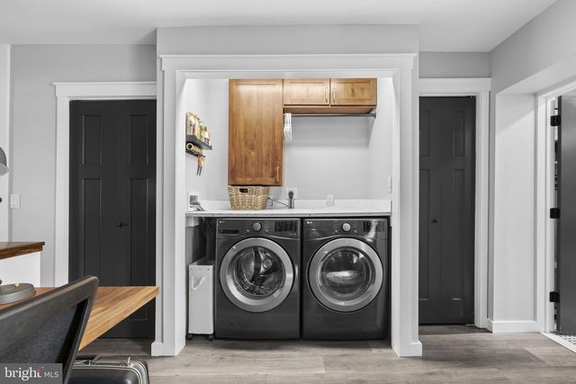 526 E THOMPSON ST, Philadelphia, PA 19125