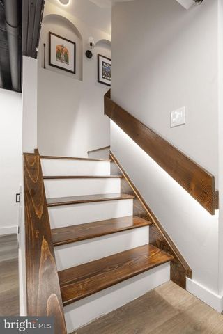 526 E THOMPSON ST, Philadelphia, PA 19125