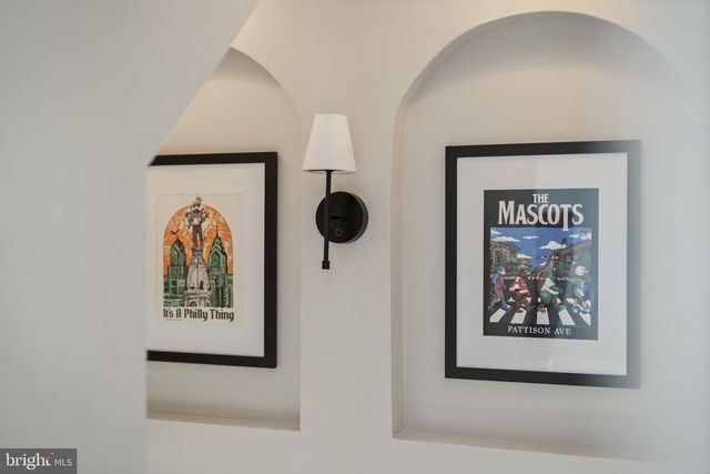 526 E THOMPSON ST, Philadelphia, PA 19125