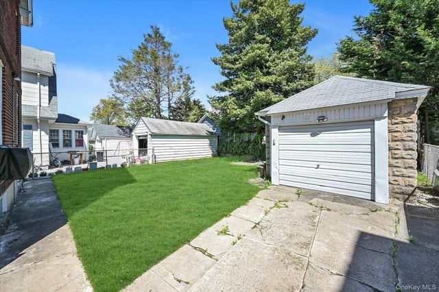 43-23 169th Street, Flushing, NY 11358