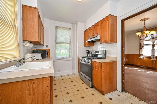 43-23 169th Street, Flushing, NY 11358