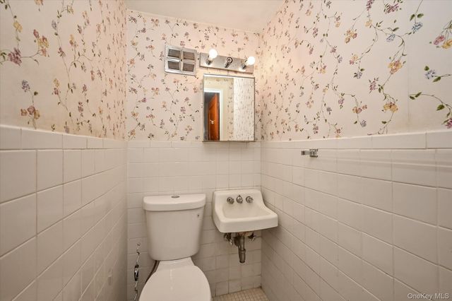 43-23 169th Street, Flushing, NY 11358