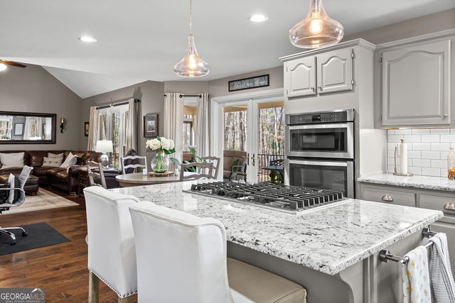 15 Springwater Way, Newnan, GA 30265