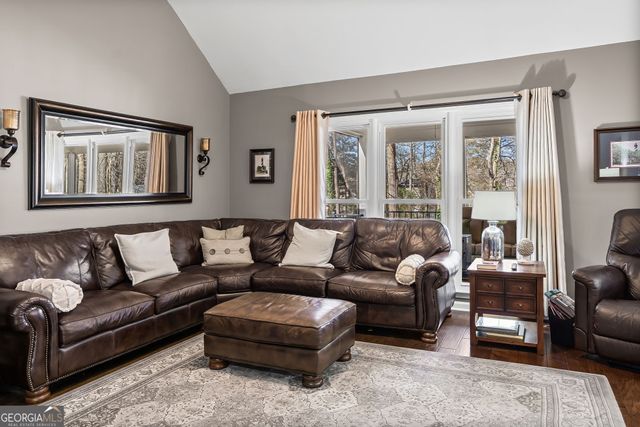 15 Springwater Way, Newnan, GA 30265