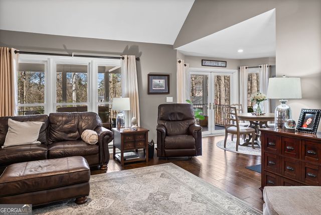 15 Springwater Way, Newnan, GA 30265