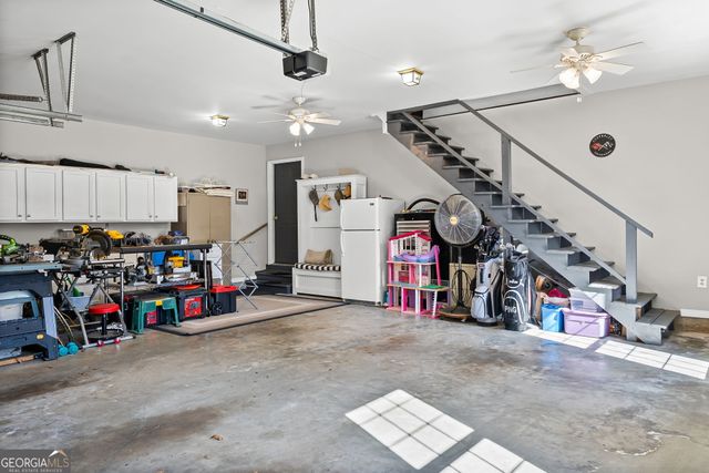 15 Springwater Way, Newnan, GA 30265