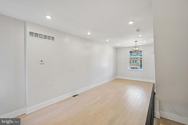 2984 CEDAR ST, Philadelphia, PA 19134