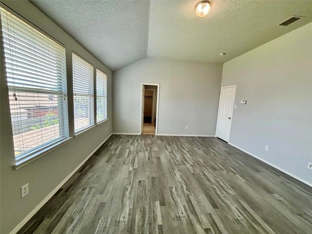 150 Wandering Drive, Forney, TX 75126