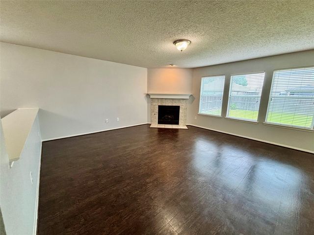 150 Wandering Drive, Forney, TX 75126