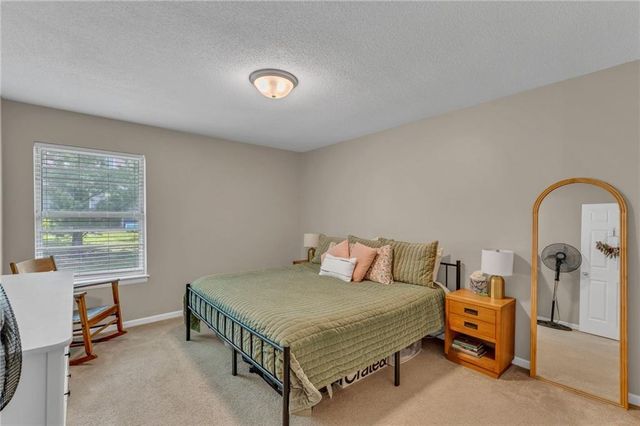 3233 Glacier Drive, Lawrence, KS 66047