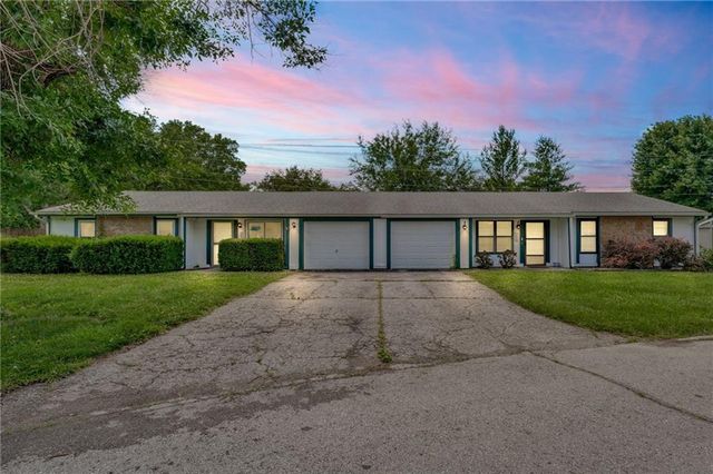 3233 Glacier Drive, Lawrence, KS 66047