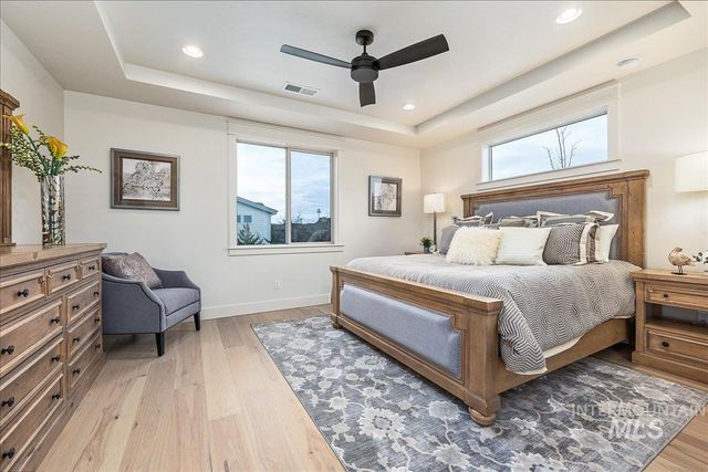 8320 W Meltwater Ln, Eagle, ID 83616