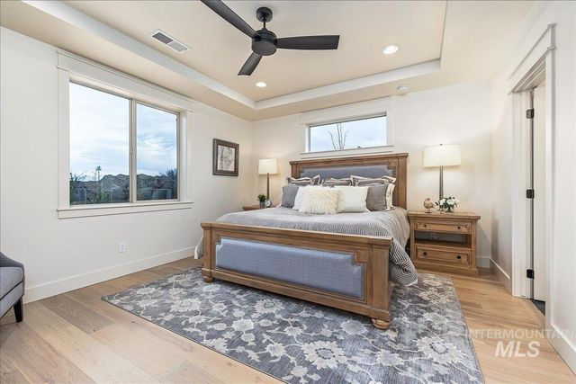 8320 W Meltwater Ln, Eagle, ID 83616