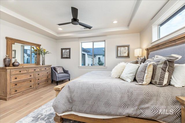 8320 W Meltwater Ln, Eagle, ID 83616