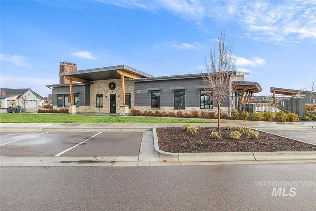8320 W Meltwater Ln, Eagle, ID 83616
