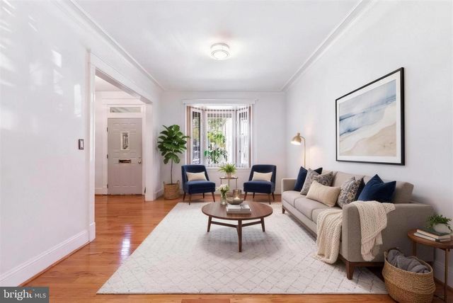 4214 3RD ST NW, Washington, DC 20011