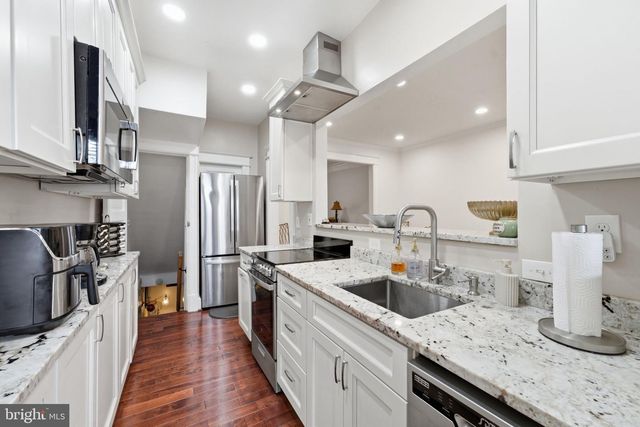 4214 3RD ST NW, Washington, DC 20011