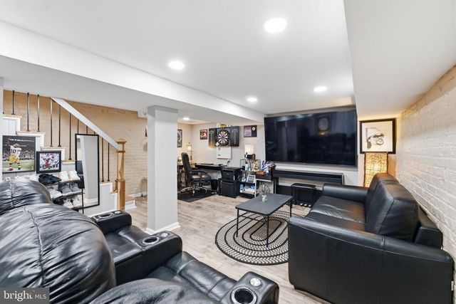4214 3RD ST NW, Washington, DC 20011