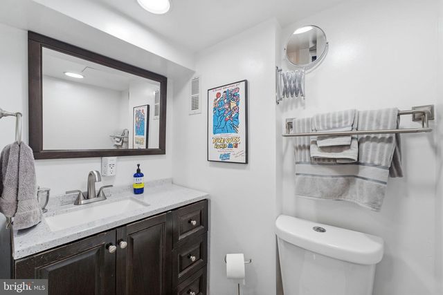 4214 3RD ST NW, Washington, DC 20011