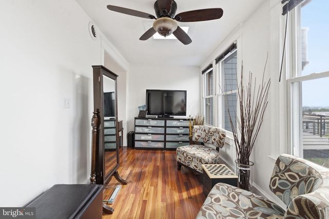 4214 3RD ST NW, Washington, DC 20011