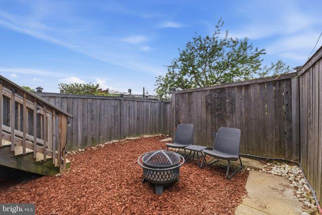 4214 3RD ST NW, Washington, DC 20011