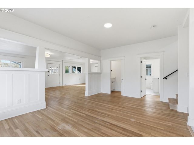 2945 Ne 57TH Ave, Portland, OR 97213