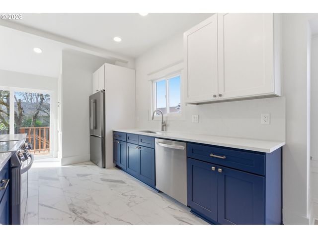 2945 Ne 57TH Ave, Portland, OR 97213