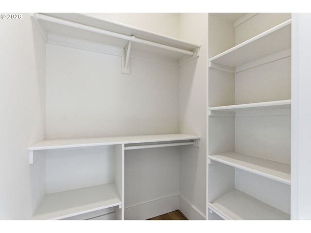 2945 Ne 57TH Ave, Portland, OR 97213